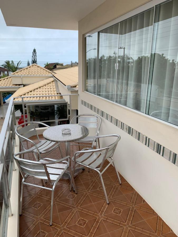 Apto E Suites Praia Do Itapocoroi Penha  Kültér fotó